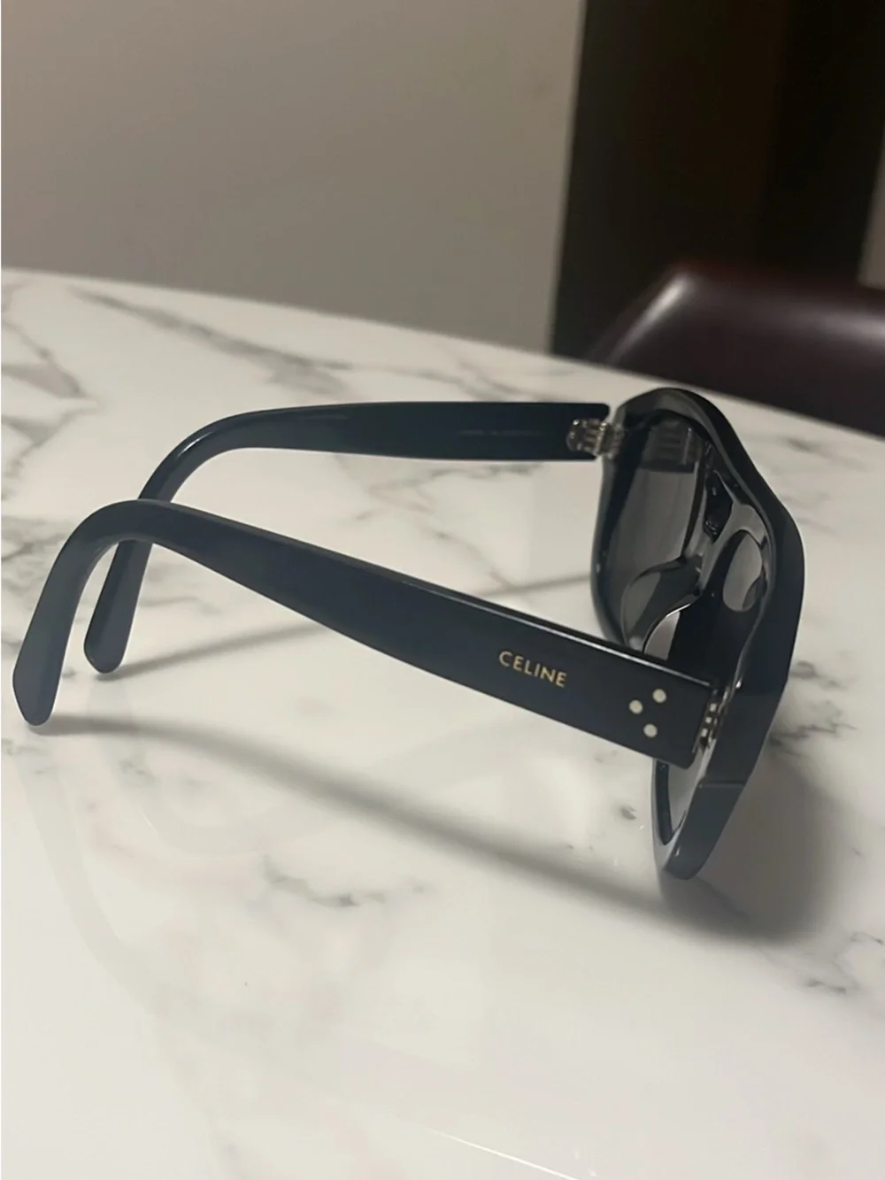 Men's Black Shield Sunglasses - Classic Black